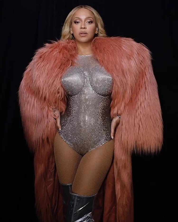Beyoncé Renaissance World Tour Shearling Coat