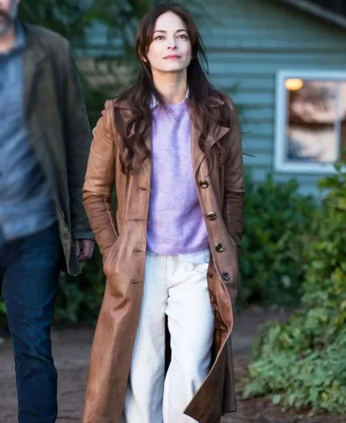 Cassandra Lee Murder in a Small Town Brown Leather Coat | Trendy Leather Jackets