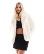 Women's Forever New Petite Natural Beige Faux Fur Jacket | Trendy Leather Jackets